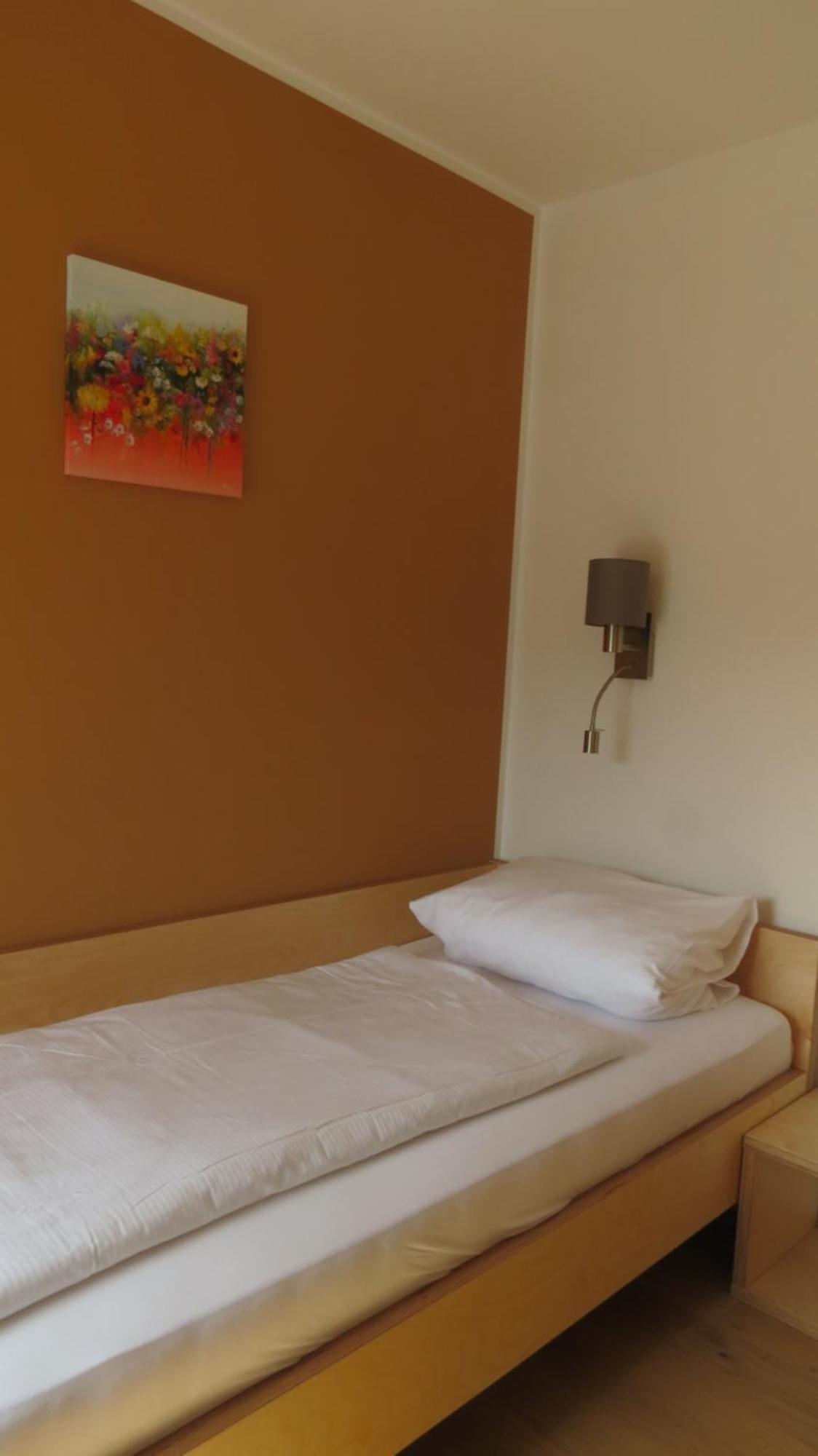 טרופאיאך Gaestehaus Eisenstrasse מראה חיצוני תמונה