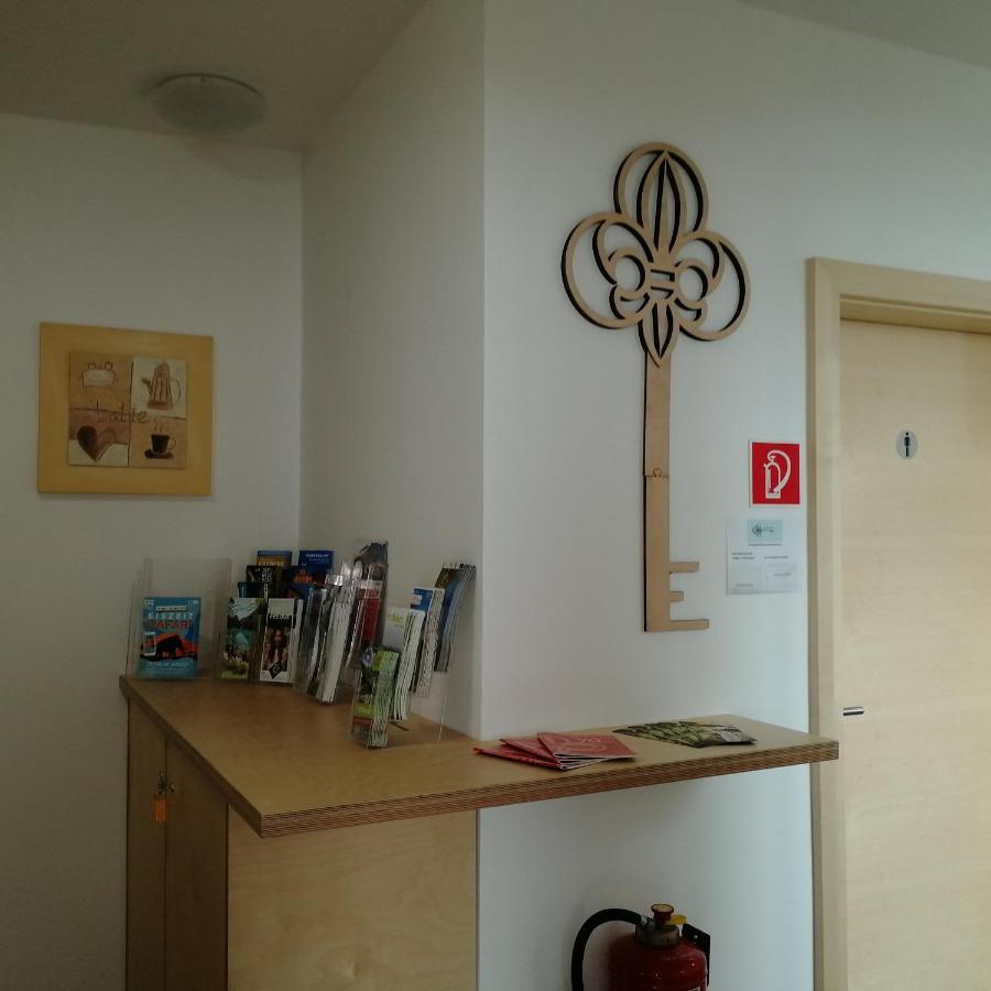 טרופאיאך Gaestehaus Eisenstrasse מראה חיצוני תמונה