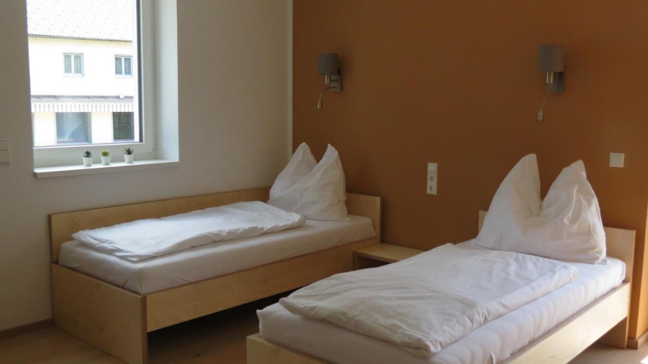 טרופאיאך Gaestehaus Eisenstrasse מראה חיצוני תמונה